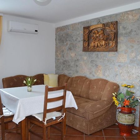 Villa Manuela Draga Bašćanska Exteriör bild