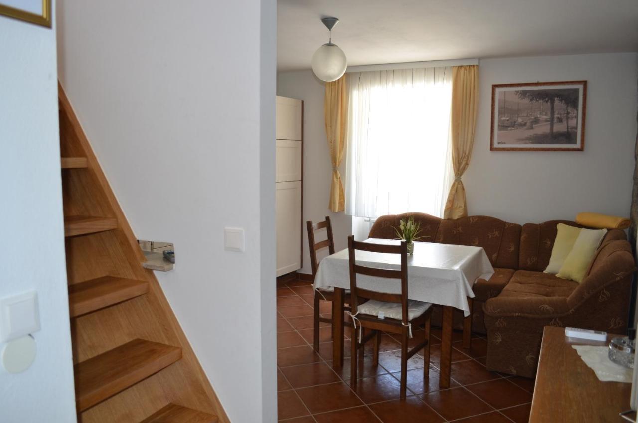 Villa Manuela Draga Bašćanska Exteriör bild